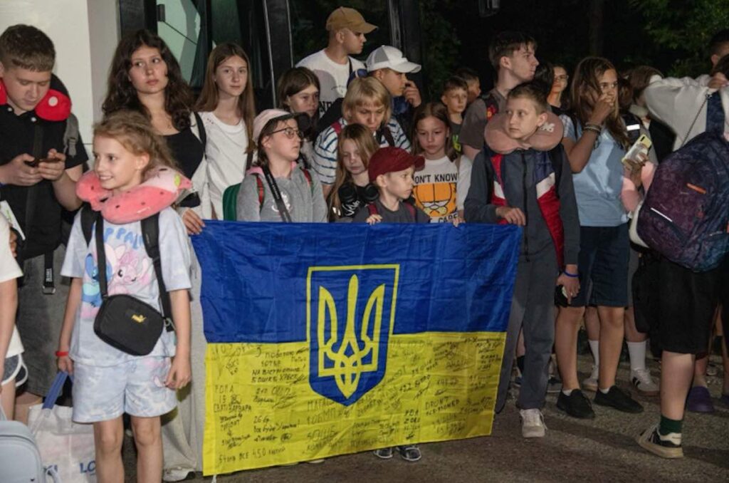 Украинские дети проходят реабилитацию в лагере в Узбекистане / Фото: МЗС Украины